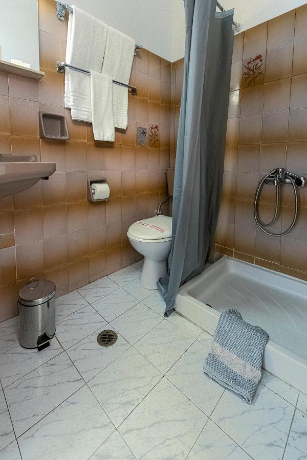 Roy Hotel アテネ エクステリア 写真
